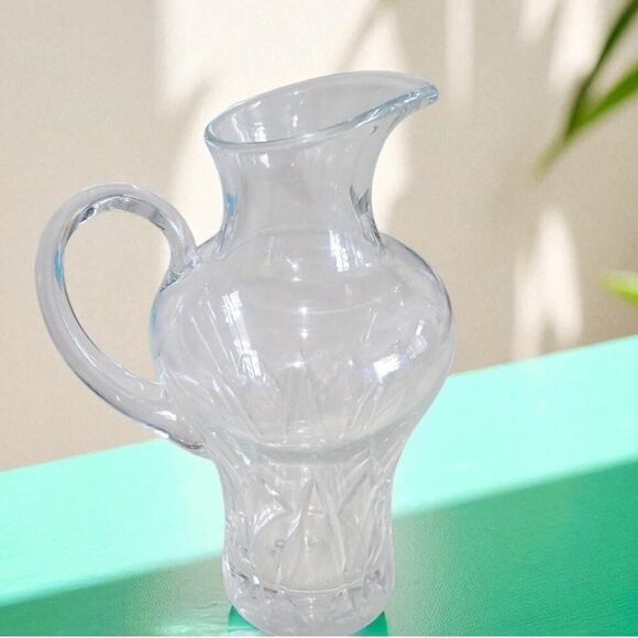 Vintage Etched Glass Pitcher Elegant Barware Water Wine Carafe Heavy Base - Picture 7 of 7